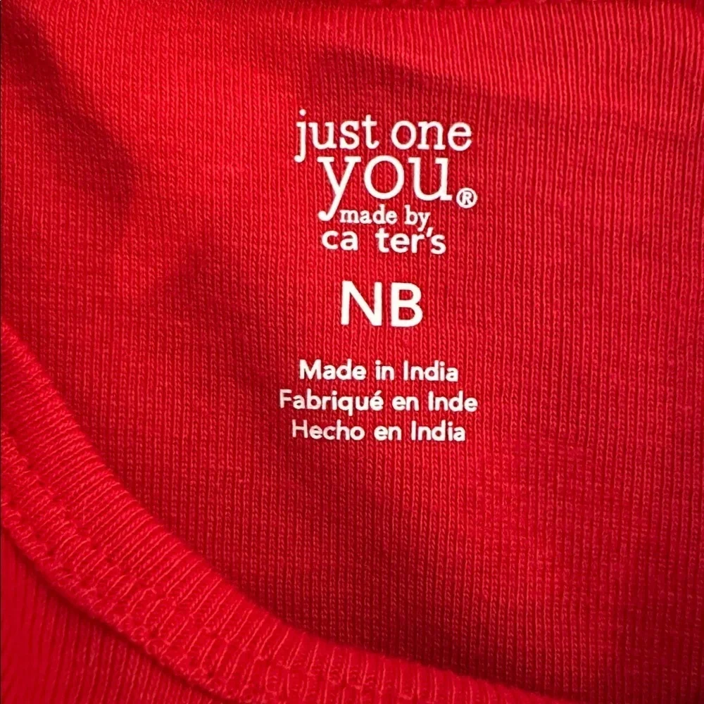 NWOT Carter’s Newborn Christmas Bodysuit & Hat